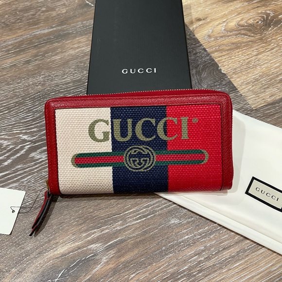 Gucci baiadera wallet